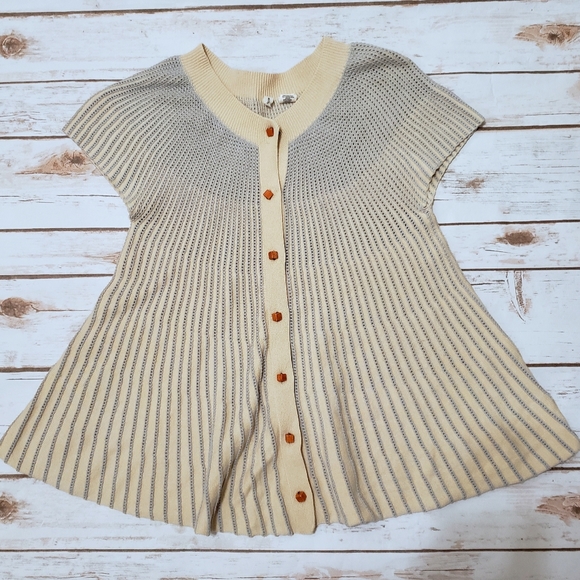 Anthropologie | Sweaters | Anthropologie Moth Short Sleeve Swing Cardigan |  Poshmark